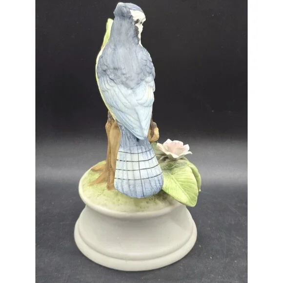 Royal Crown PORCELAIN BLUE JAY On Tree Branch MUSIC BOX Works Great 8" - Picture 11 of 15
